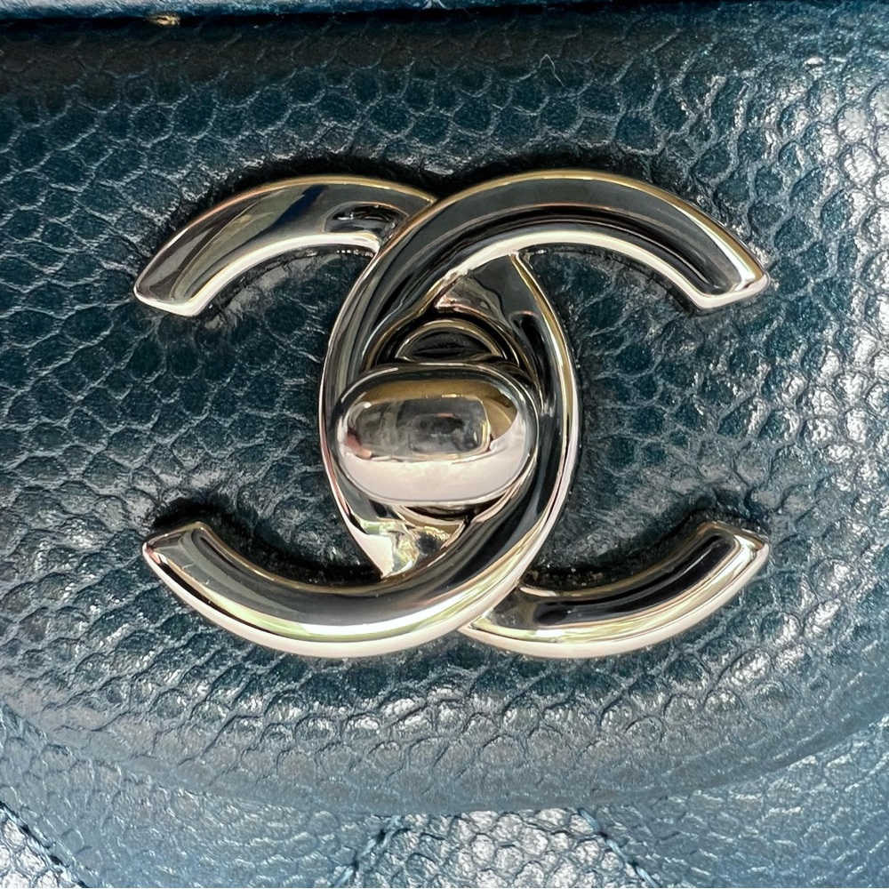💕CHANEL Large Classic Double Flap CAVIAR Leather • DENIM BLUE • Silver-Tone HW - Picture 13 of 15